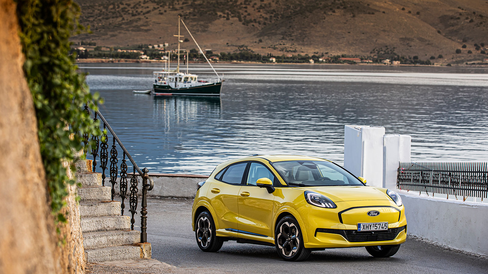 Τροχοί με νέα σχέδια για καλύτερη αεροδυναμική απόδοση.